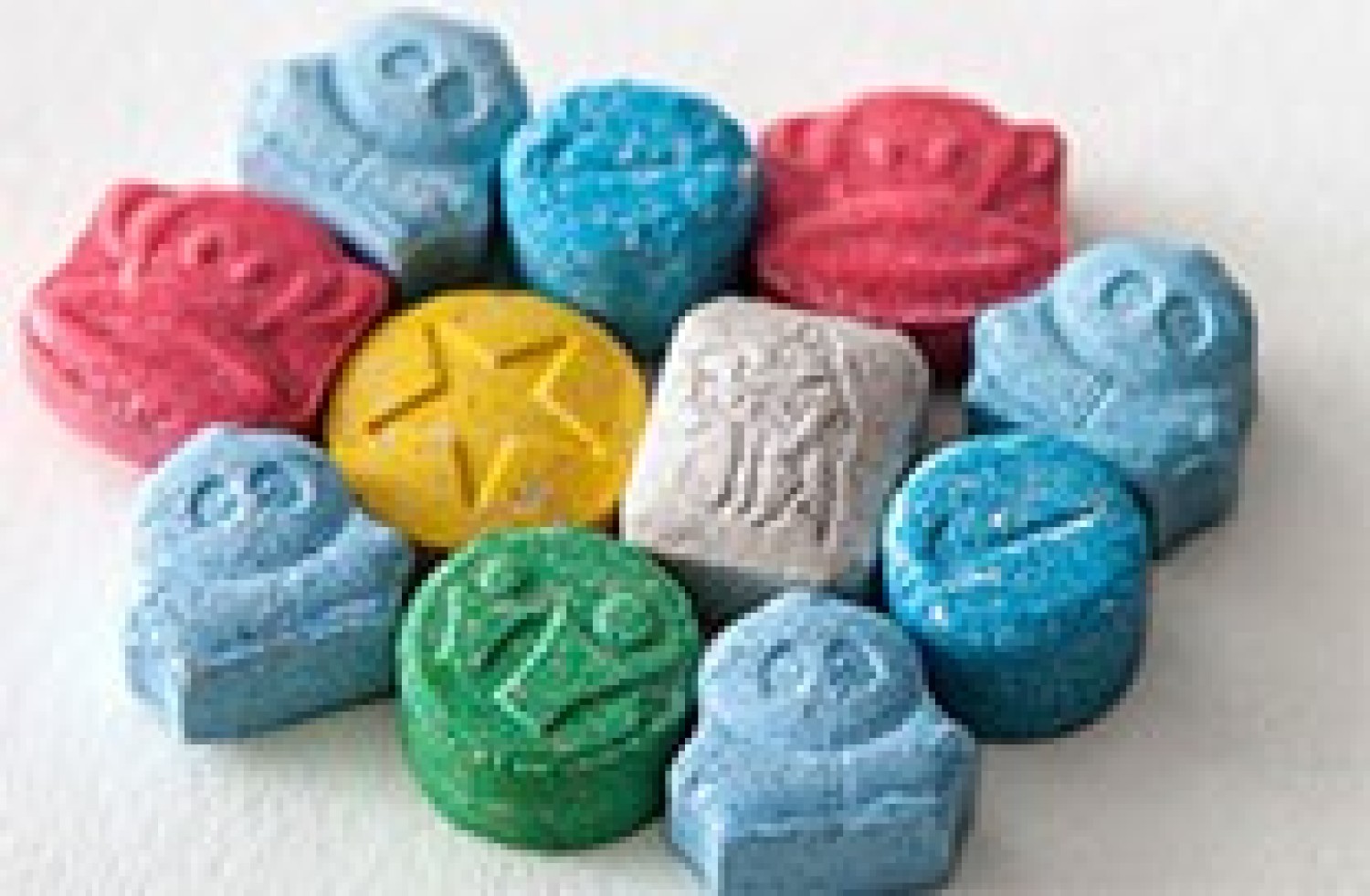 Party nieuws: Meerdere XTC pillen toestaan op een festival